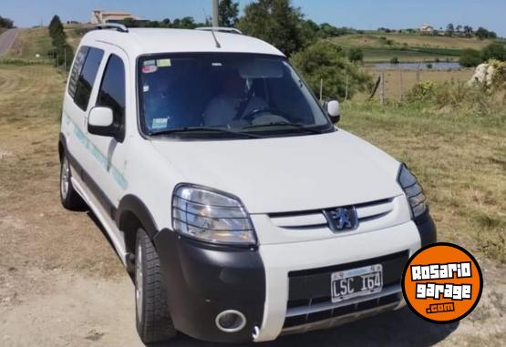 Utilitarios - Peugeot Partner patag.vtcplus 1.6 2012 GNC 158000Km - En Venta