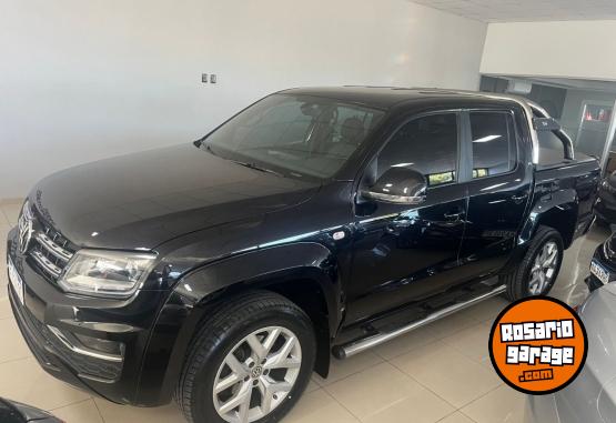 Camionetas - Volkswagen AMAROK V6 HIGHLINE AT 4x4 2022 Diesel 46000Km - En Venta