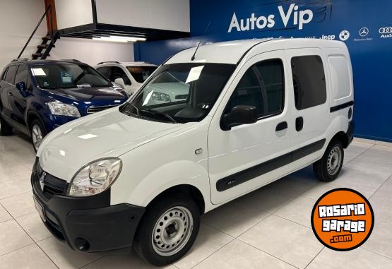 Utilitarios - Renault KANGOO 5 ASIENTOS 2015 Nafta 162000Km - En Venta