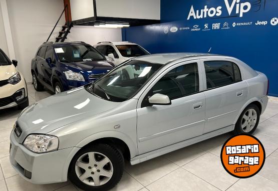 Autos - Chevrolet ASTRA - GL 2.0N 2010 Nafta 171000Km - En Venta