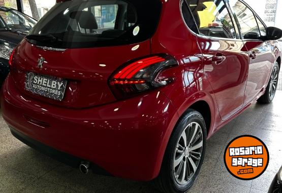 Autos - Peugeot 208 2017 Nafta 74000Km - En Venta