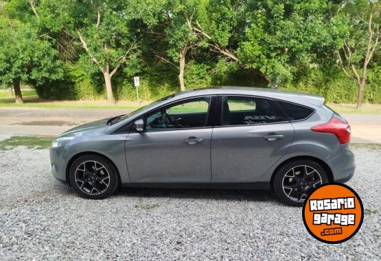 Autos - Ford FOCUS SE PLUS AT 2014 Nafta 130000Km - En Venta