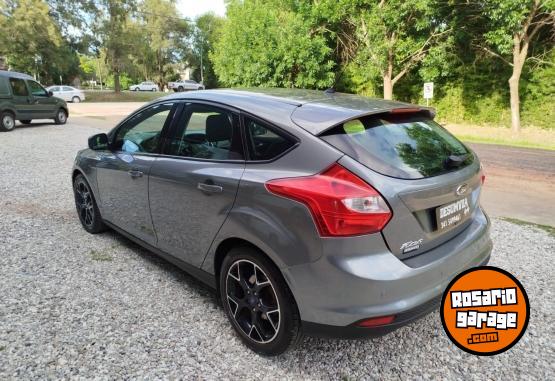 Autos - Ford FOCUS SE PLUS AT 2014 Nafta 130000Km - En Venta