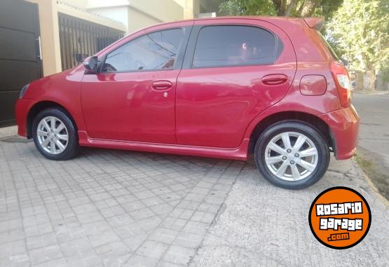 Autos - Toyota Toyota etios 2018 Nafta 60000Km - En Venta