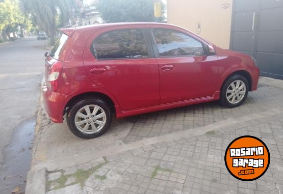 Autos - Toyota Toyota etios 2018 Nafta 60000Km - En Venta