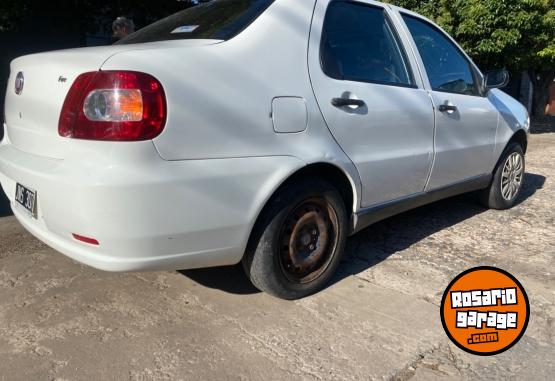 Autos - Fiat Siena 1.4 2011 Nafta 230000Km - En Venta