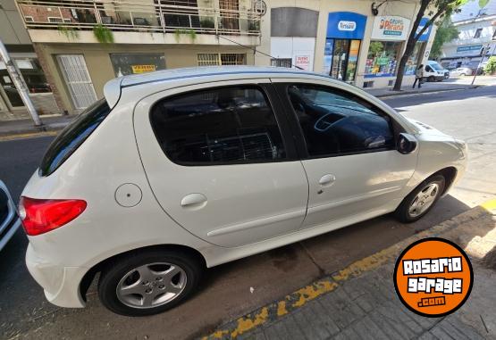 Autos - Peugeot 207 compact 2015 Nafta 120000Km - En Venta