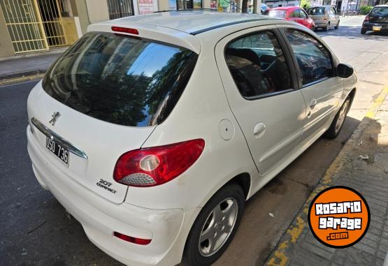 Autos - Peugeot 207 compact 2015 Nafta 120000Km - En Venta