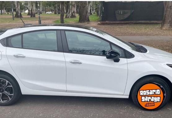 Autos - Chevrolet CRUZE 5P 1.4T RS 2023 Nafta 30000Km - En Venta