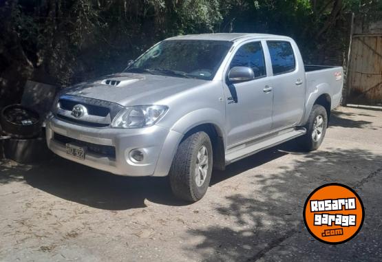 Camionetas - Toyota hilux 3.0 4x4 at cuero 2009 Diesel 111111Km - En Venta