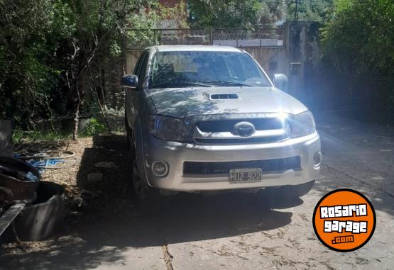 Camionetas - Toyota hilux 3.0 4x4 at cuero 2009 Diesel 111111Km - En Venta