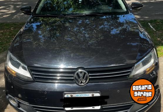 Autos - Volkswagen Vento 2.5 170 HP LUXURY 2011 Nafta 143000Km - En Venta