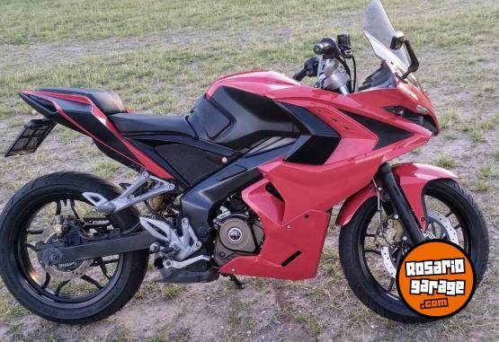 Motos - Bajaj Rs 200 2017 Nafta 32000Km - En Venta