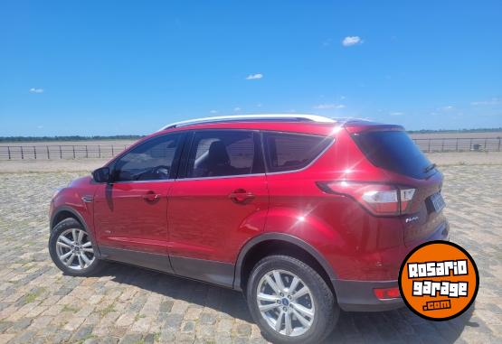 Camionetas - Ford Kuga 2017 Nafta 120000Km - En Venta