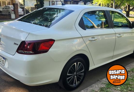 Autos - Peugeot 301 Allure Plus 2018 Nafta 121000Km - En Venta