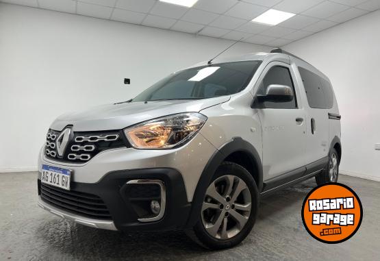 Utilitarios - Renault KANGOO II STEPWAY 1.5 DCI 2023 Nafta 39000Km - En Venta