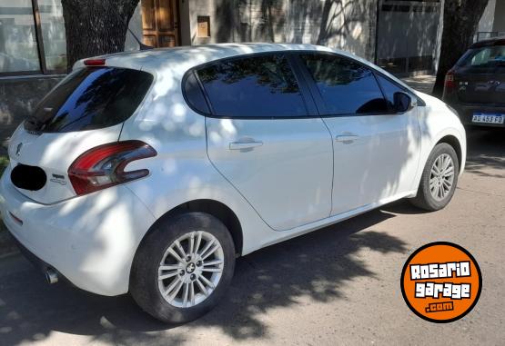 Autos - Peugeot 208 Allure 2018 Nafta 109000Km - En Venta