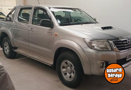 Camionetas - Toyota Hilux 3.0 SR Pack 2015 Diesel 180000Km - En Venta