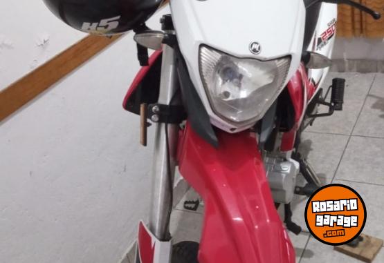 Motos - Motomel Skua 250 2020 Nafta 111111Km - En Venta