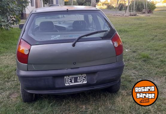 Autos - Fiat Palio 2000 Nafta 230000Km - En Venta