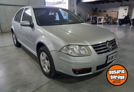 Autos - Volkswagen BORA 2009 Nafta 124000Km - En Venta