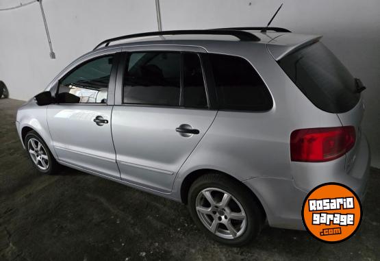 Autos - Volkswagen Suran Conforline 2012 Nafta 120000Km - En Venta