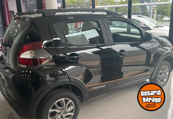 Autos - Fiat Mobi Treeking 1.0 MT 2024 Nafta 0Km - En Venta