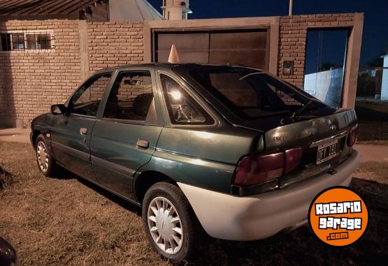 Autos - Ford Scortt 2000 Nafta 800000Km - En Venta