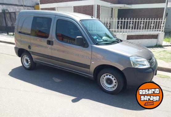 Utilitarios - Citroen Berlingo 2018 Diesel 150000Km - En Venta