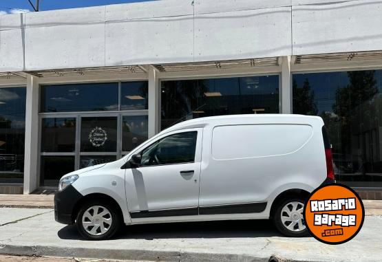 Utilitarios - Renault KANGOO II EXPRESS CONFORT 2023 Nafta 39000Km - En Venta