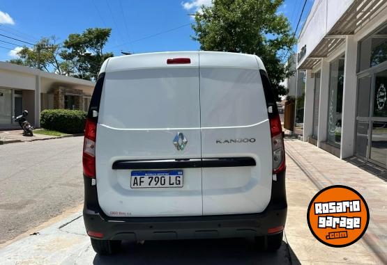 Utilitarios - Renault KANGOO II EXPRESS CONFORT 2023 Nafta 39000Km - En Venta