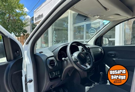 Utilitarios - Renault KANGOO II EXPRESS CONFORT 2023 Nafta 39000Km - En Venta