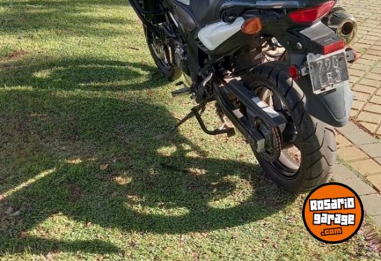 Motos - Suzuki Vstrom 650 2015 Nafta 31000Km - En Venta