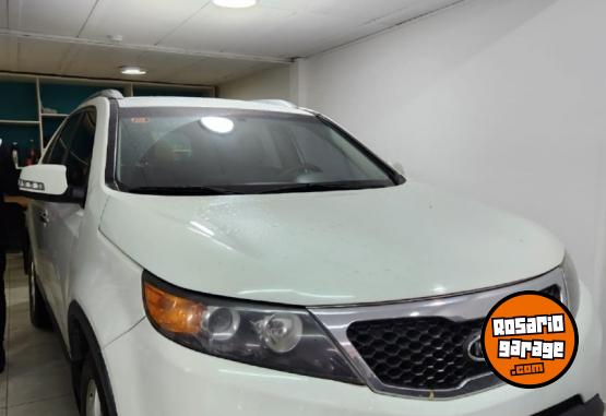 Camionetas - Kia Sorento 2011 Nafta 180000Km - En Venta