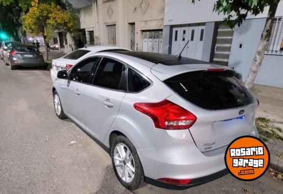 Autos - Ford Focus 2017 GNC 103000Km - En Venta