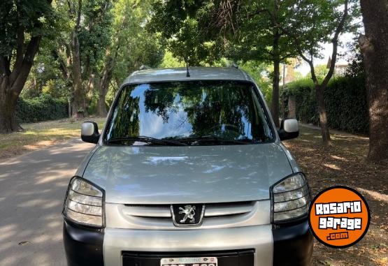 Utilitarios - Peugeot partner patagonica 1.6n 2015 Nafta  - En Venta