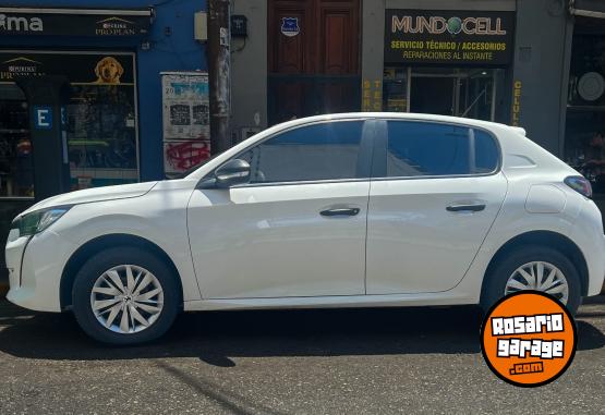 Autos - Peugeot 208 2021 Nafta 25000Km - En Venta