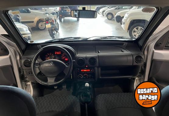 Utilitarios - Renault Kangoo 2018 GNC 153000Km - En Venta