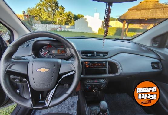 Autos - Chevrolet Onix joy Black 2023 Nafta 18000Km - En Venta