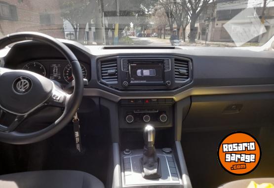 Camionetas - Volkswagen Amarok Confort V6 2021 Diesel 42000Km - En Venta