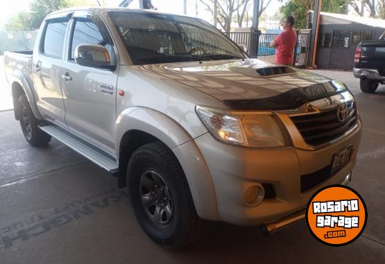 Camionetas - Toyota Hilux 2013 Diesel 210000Km - En Venta