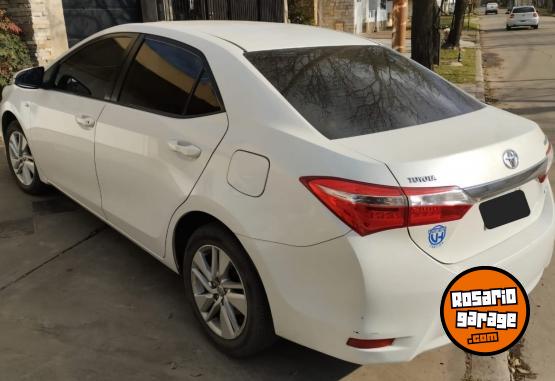 Autos - Toyota COROLLA XEI 2015 Nafta 180000Km - En Venta