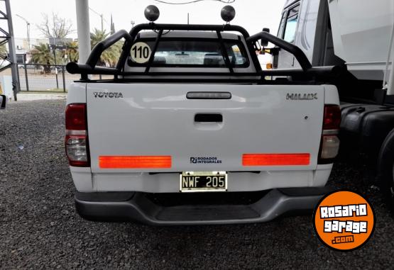 Camionetas - Toyota HILUX DX PACK ELECTRICO 2014 Diesel  - En Venta