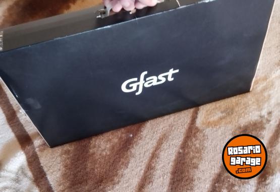 Informtica - Vendo Notebook Gfast  i5 - En Venta