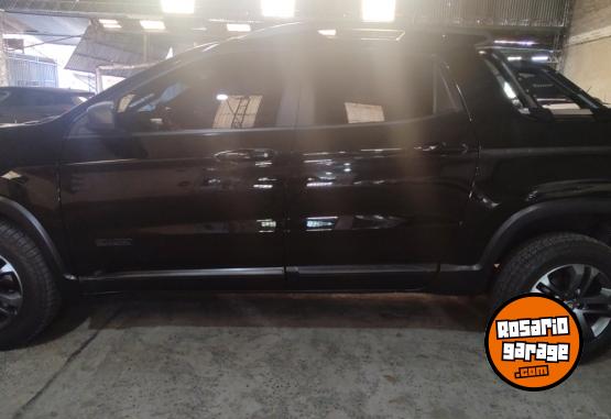 Camionetas - Fiat Toro Volcano Black Jack 2018 Diesel 35000Km - En Venta