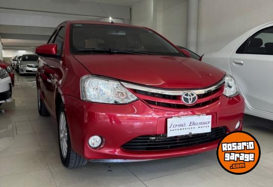 Autos - Toyota Etios 2014 Nafta 72000Km - En Venta