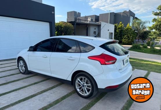 Autos - Ford FOCUS SE 2016 Nafta 117000Km - En Venta