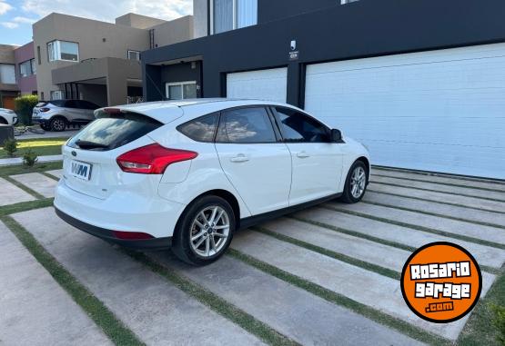 Autos - Ford FOCUS SE 2016 Nafta 117000Km - En Venta