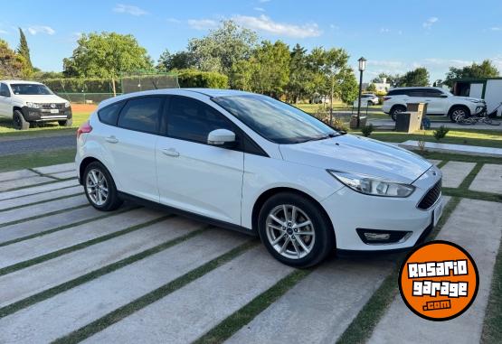 Autos - Ford FOCUS SE 2016 Nafta 117000Km - En Venta