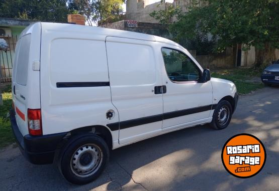 Utilitarios - Citroen Berlingo 2011 Diesel 290000Km - En Venta